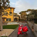 Luxury Apartment In Villa